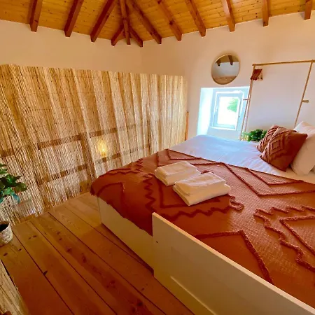 Hébergement de vacances Countryside House In - 5 Min From Beach, With Salt Water Pool & Bbq Ericeira