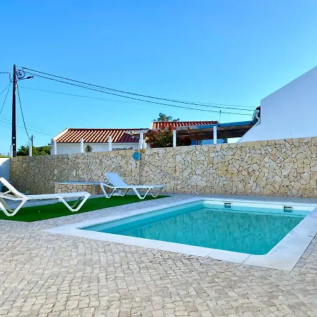 Countryside House In - 5 Min From Beach, With Salt Water Pool & Bbq