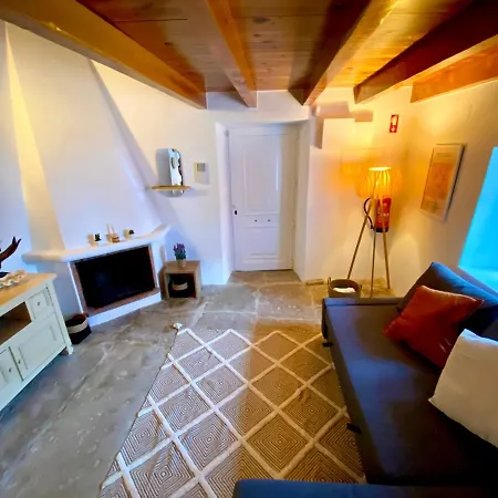 Countryside House In - 5 Min From Beach, With Salt Water Pool & Bbq 別荘
